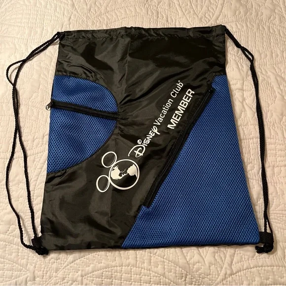 New. Disney Vacation Club (DVC) mesh drawstring backpack - Picture 1 of 5